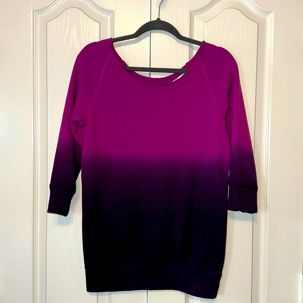 Fabletics Women’s Purple Ombré Distressed Colar Active 3/4 Sleeves Top Size XS